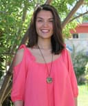 Valeria Briones Corona